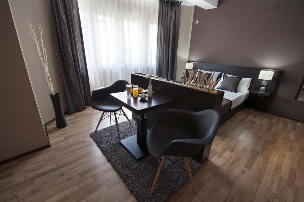 Soho Apartments ビトラ 部屋 写真